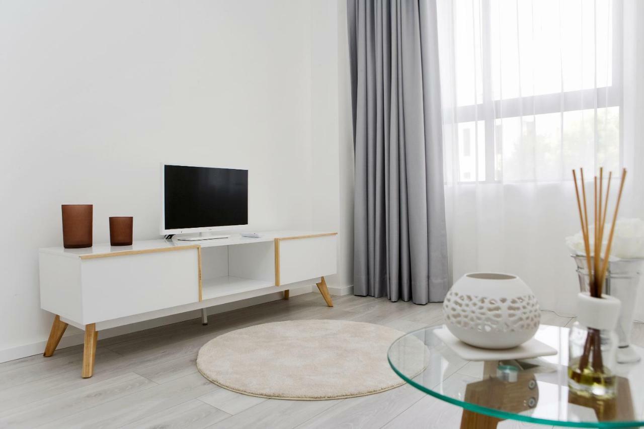 My Modern Homey At Porto Bagian luar foto